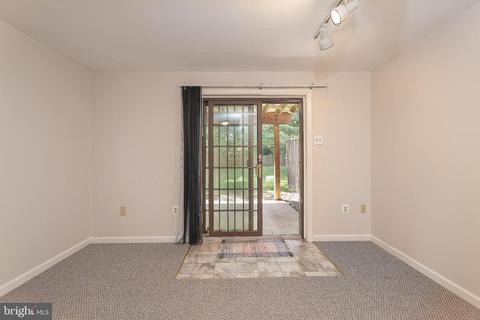 3 Berkeley Ct, Sterling, VA 20165 photo 31