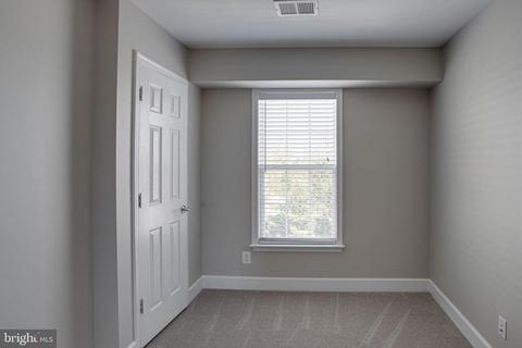 42882 Bittner Sq, Ashburn, VA 20148 photo 31