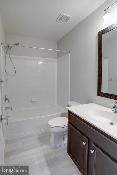 42882 Bittner Sq, Ashburn, VA 20148 photo 26
