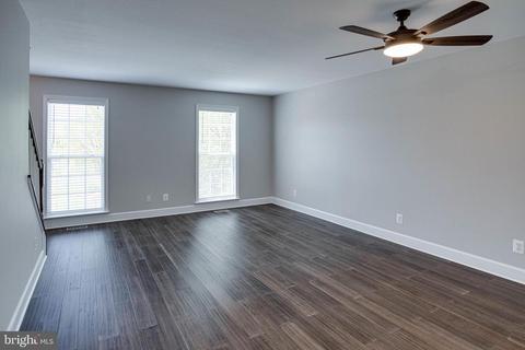 42882 Bittner Sq, Ashburn, VA 20148 photo 18