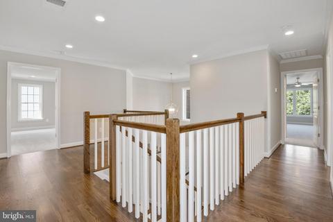 20238 Millstead Dr, Ashburn, VA 20147 photo 19