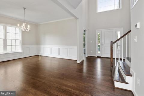 20238 Millstead Dr, Ashburn, VA 20147 photo 8