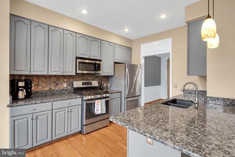 20917 Trinity Sq, Sterling, VA 20165 photo 10