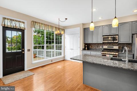 20917 Trinity Sq, Sterling, VA 20165 photo 8