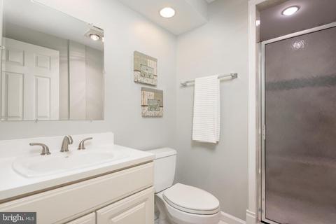 44000 Aberdeen Ter, Ashburn, VA 20147 photo 23