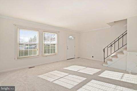 106 E Cornell Dr, Sterling, VA 20164 photo 6