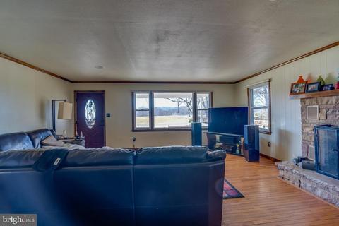 40228 Braddock Rd, Aldie, VA 20105 photo 4