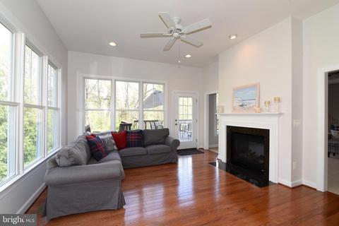 21987 Auction Barn Dr, Ashburn, VA 20148 photo 33