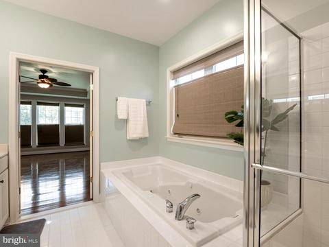 44497 Blueridge Meadows Dr, Ashburn, VA 20147 photo 35