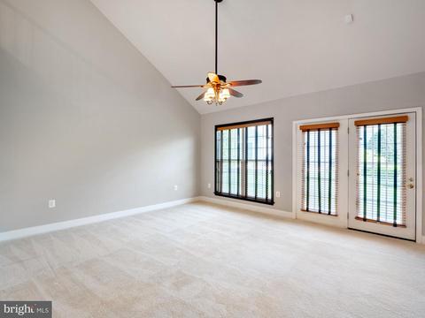 44497 Blueridge Meadows Dr, Ashburn, VA 20147 photo 19
