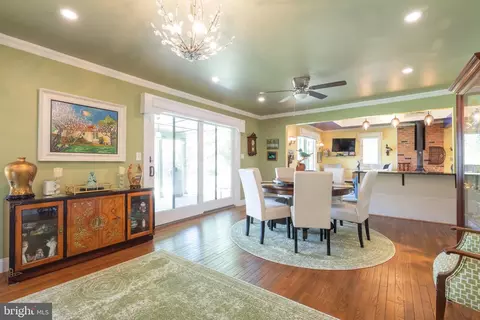 3244 Weems Rd, Weems, VA 22576 photo 12