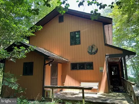 1077 Levelgreen Rd, Lancaster, VA 22503