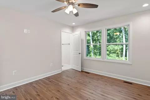 Bedroom - 33 Landsend W, Lancaster, VA 22503 photo 3 of 5