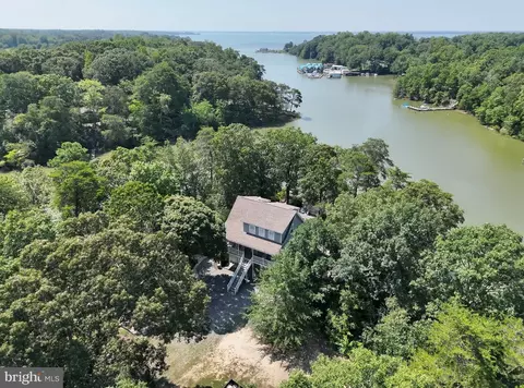 501 Doggett Ln, Lancaster, VA 22503