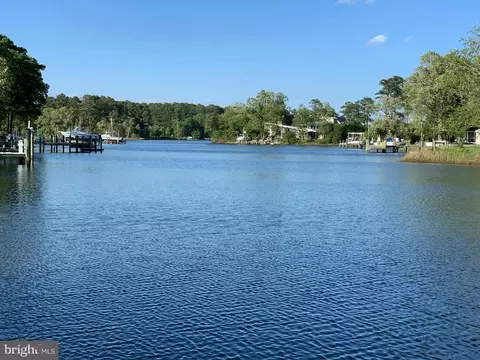 lot16 Old Point Rd, White Stone, VA 22578