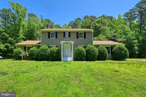 1041 Granville Bay Rd, Lancaster, VA 22503