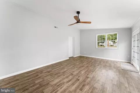 1678 Weems Rd, Weems, VA 22576 photo 13