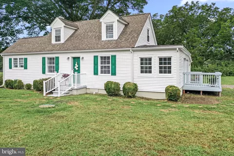 1678 Weems Rd, Weems, VA 22576 photo 4