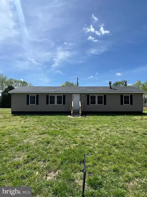 369 Ivery Creek Rd, Lancaster, VA 22503