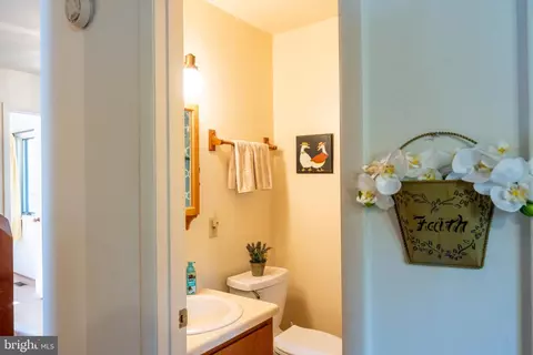 Entry Way - 162 Youcomico Dr, Lancaster, VA 22503 photo 2 of 4