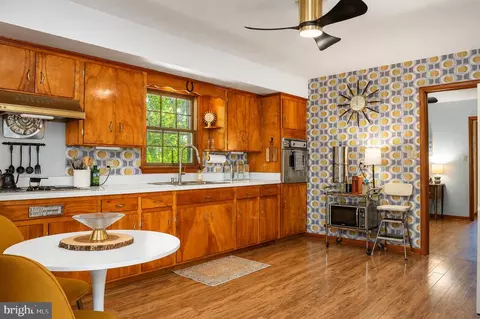 Kitchen - 610 Beach Rd, White Stone, VA 22578 photo 1 of 2
