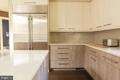 Kitchen - 219 Red Fox Ln, Weems, VA 22576 photo 3 of 4