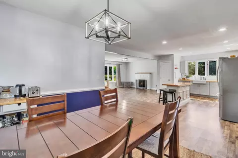 Dining - 9832 River Rd, Lancaster, VA 22503 photo 3 of 3
