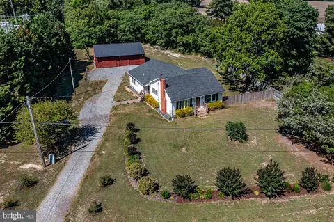 View/Area - 9832 River Rd, Lancaster, VA 22503 photo 7 of 7