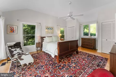 Bedroom - 762 Chesapeake Dr, White Stone, VA 22578 photo 1 of 8