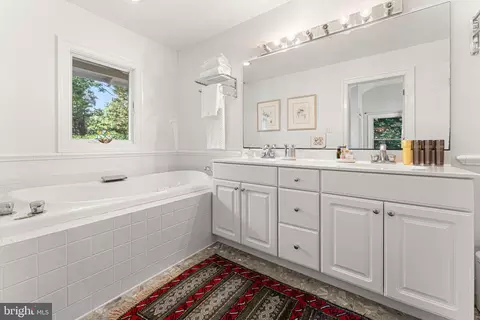 Bath - 762 Chesapeake Dr, White Stone, VA 22578 photo 1 of 2