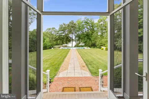 Exterior - 3849 Black Stump Rd, Weems, VA 22576 photo 2 of 4