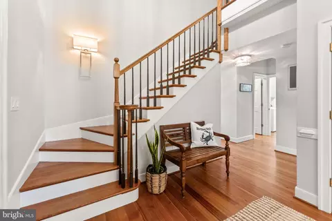 Entry Way - 3849 Black Stump Rd, Weems, VA 22576 photo 2 of 6
