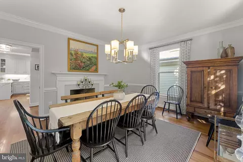 Dining - 3849 Black Stump Rd, Weems, VA 22576 photo 1 of 2