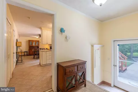 Entry Way - 17 Wesley Ter, Weems, VA 22576 photo 1 of 2