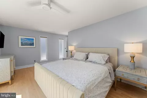 Bedroom - 30 Golf Ln, Weems, VA 22576 photo 8 of 14