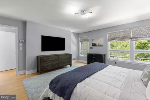 Bedroom - 30 Golf Ln, Weems, VA 22576 photo 3 of 14