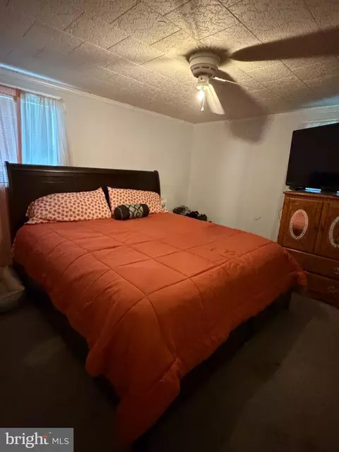 Bedroom - 16 Apache Trl, Kilmarnock, VA 22482 photo 3 of 6