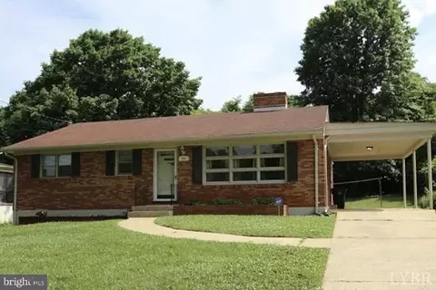904 Tolleys Ln, Lynchburg, VA 24502