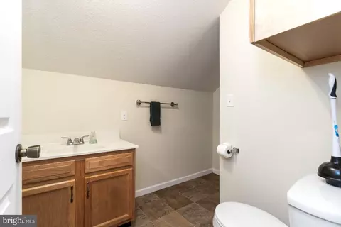 593 George James Loop, Radiant, VA 22732 photo 23