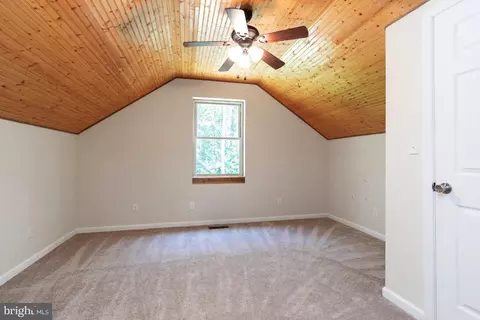 593 George James Loop, Radiant, VA 22732 photo 19