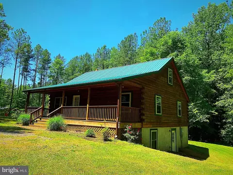 593 George James Loop, Radiant, VA 22732 photo 1