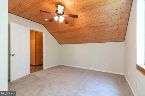 593 George James Loop, Radiant, VA 22732 photo 20