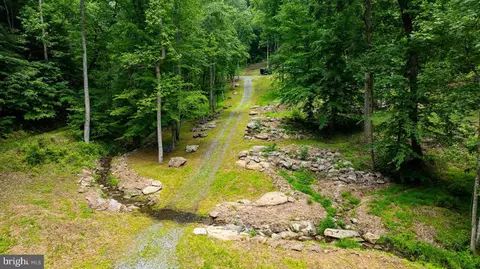 Dulaney Mountain Road, Madison, VA 22727