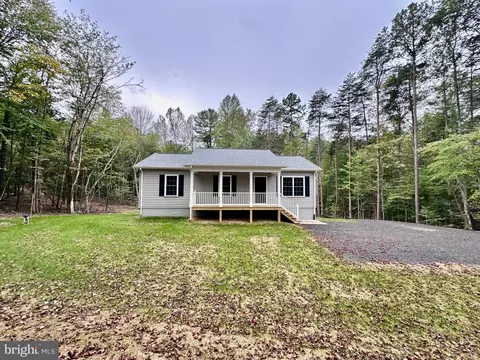 1303 Arrington Mountain Rd, Haywood, VA 22722
