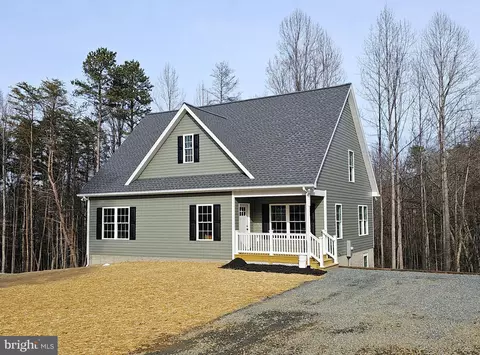 446 Medley Mountain Dr, Madison, VA 22727