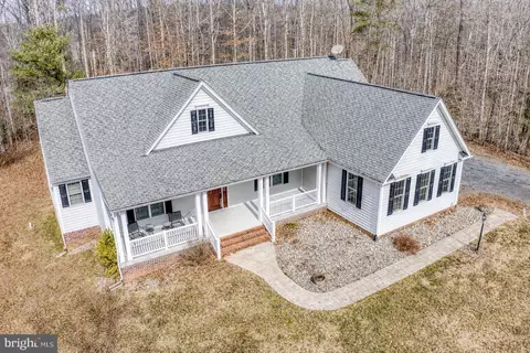 3279 Ridgeview Rd, Reva, VA 22735