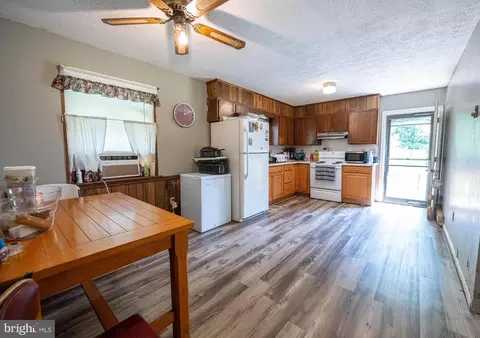 Kitchen - 64 Burnt Tree Way, Orange, VA 22960 photo 2 of 2