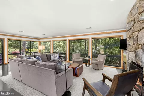 Living - 1319 Champe Pln, Etlan, VA 22719 photo 1 of 2
