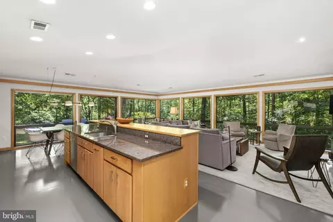 Kitchen - 1319 Champe Pln, Etlan, VA 22719 photo 2 of 7