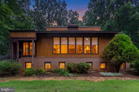554 Arrington Mountain Rd, Haywood, VA 22722